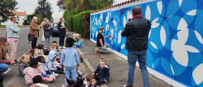 GR12SL-groupe-enfants-eprouvette-streetart